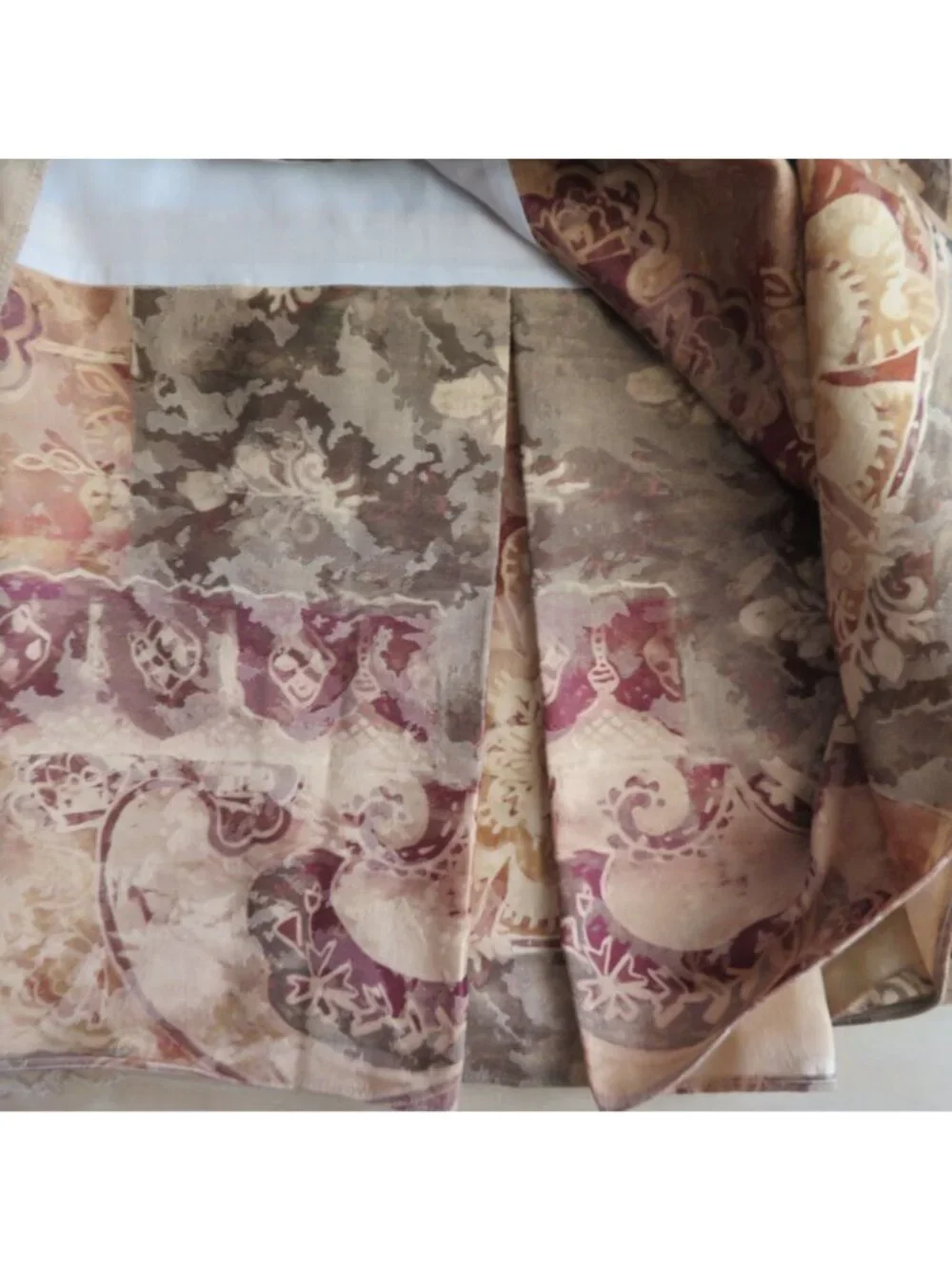 Vintage Burlington Queen Bed Skirt Jacquard Floral 15